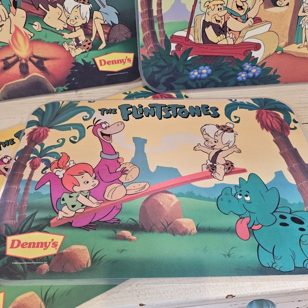 Vintage '89 "The Flintstones" Denny's Collectible Placemats Set Of 5 - Picture 5 of 7